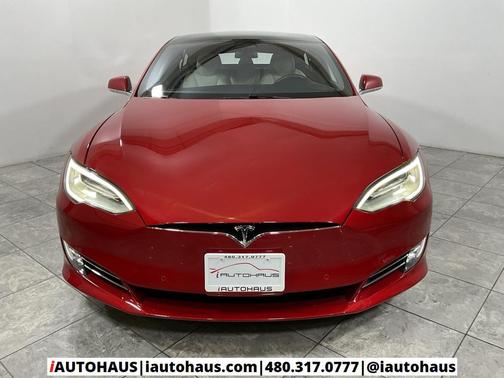 2020 Tesla Model S Long Range