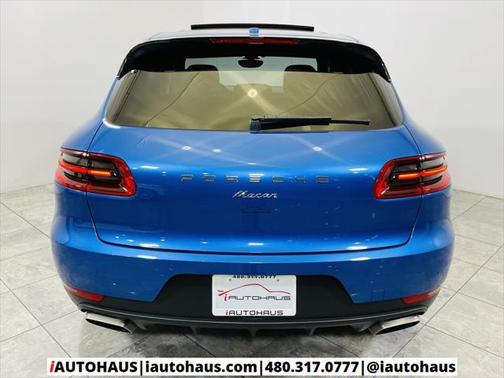 2018 Porsche Macan Base