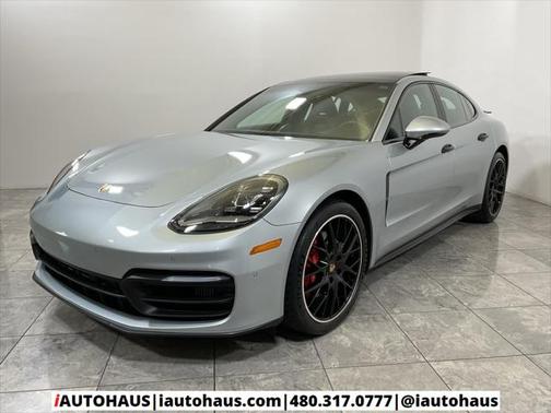 2022 Porsche Panamera 4S
