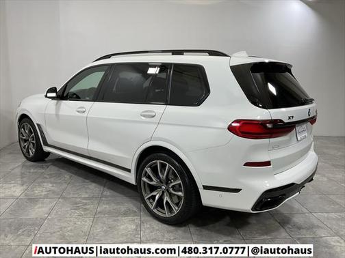 2021 BMW X7 M50i