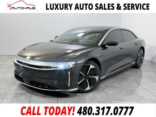 Quantum Gray Metallic 2023 Lucid Air Touring