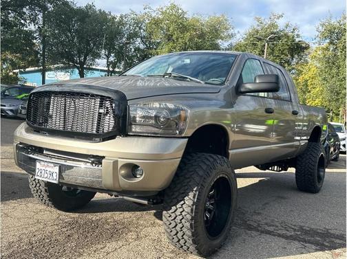2006 Dodge Ram 2500 Laramie Mega Cab