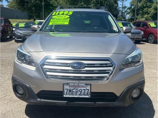Gold 2015 Subaru Outback 2.5i Premium