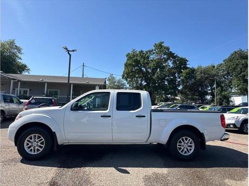 2017 Nissan Frontier SV