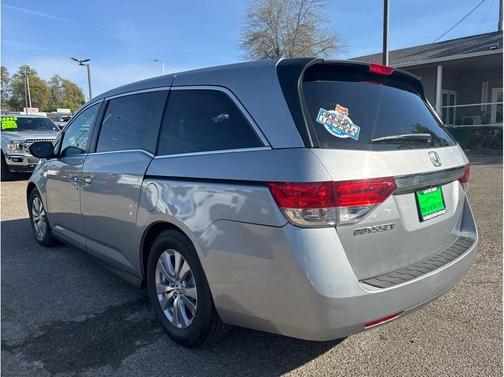 Lunar Silver Metallic 2017 Honda Odyssey EX-L