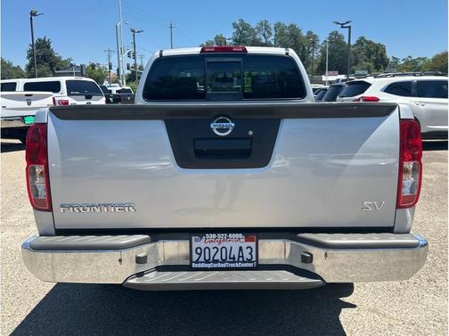Brilliant Silver 2018 Nissan Frontier SV-I4