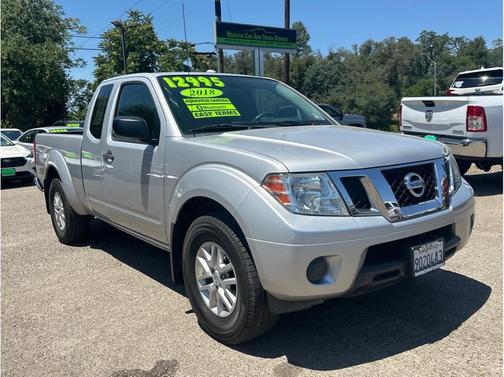 Brilliant Silver 2018 Nissan Frontier SV-I4