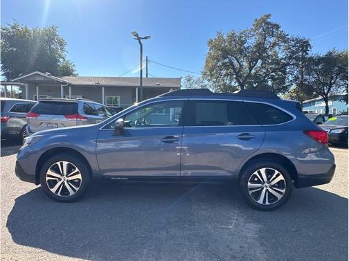 Blue 2018 Subaru Outback 2.5i Limited