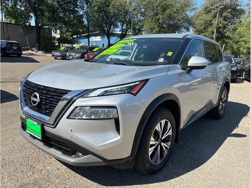Brilliant Silver Metallic 2023 Nissan Rogue SV