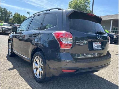 2015 Subaru Forester 2.5i Touring