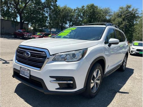 Crystal White Pearl 2019 Subaru Ascent Premium 8-Passenger