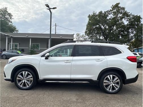 2022 Subaru Ascent Limited 8-Passenger