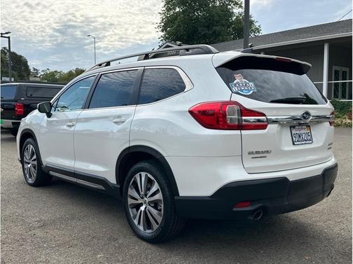 2022 Subaru Ascent Limited 8-Passenger