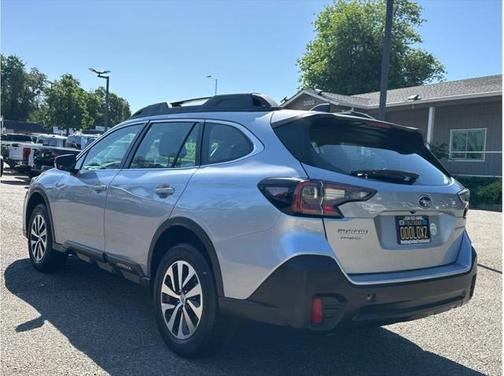 2021 Subaru Outback Base
