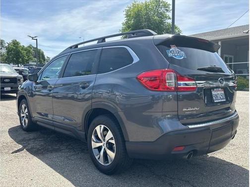 2022 Subaru Ascent Premium 8-Passenger