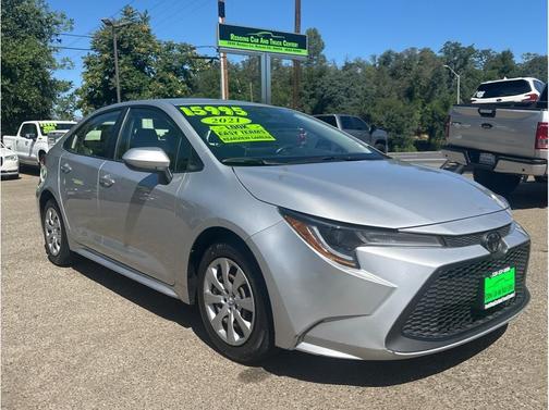 Classic Silver Metallic 2021 Toyota Corolla LE
