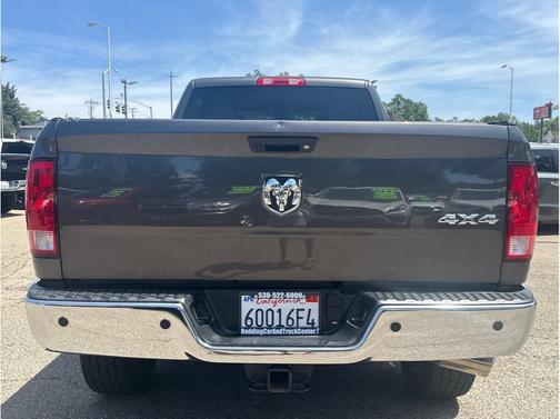 Granite Crystal Metallic Clearcoat 2018 RAM 2500 Tradesman Crew Cab 4x4 6'4' Box