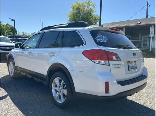 2014 Subaru Outback 2.5i Premium