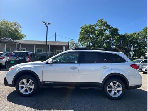 2014 Subaru Outback 2.5i Premium