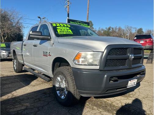 2018 RAM 2500 Tradesman Crew Cab 4x4 8' Box