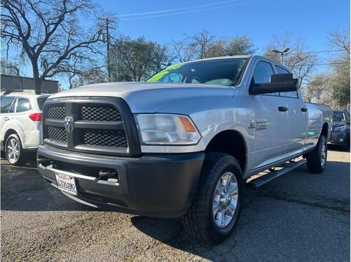 2018 RAM 2500 Tradesman Crew Cab 4x4 8' Box