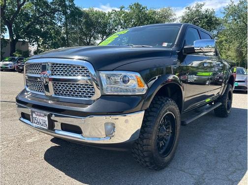2017 RAM 1500 Laramie