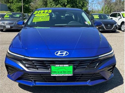 2025 Hyundai ELANTRA SEL