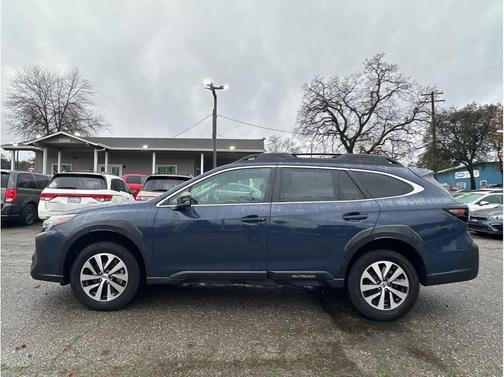 2023 Subaru Outback Premium