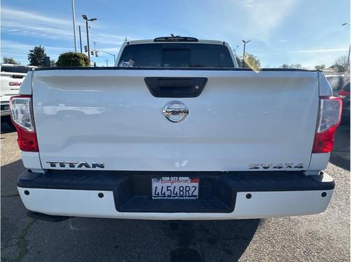 2019 Nissan Titan SV