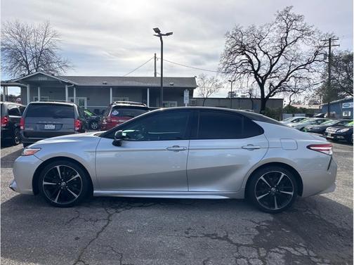 2020 Toyota Camry XSE