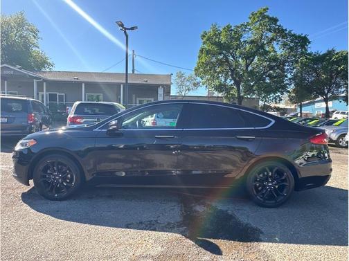 2019 Ford Fusion SEL