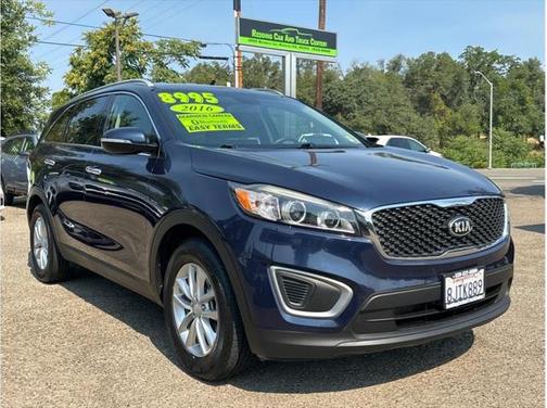 2016 Kia Sorento LX