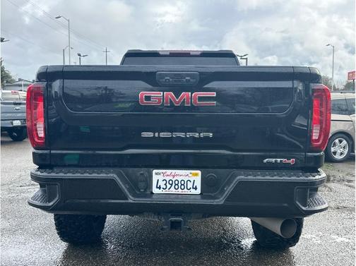 2022 GMC Sierra 2500 AT4