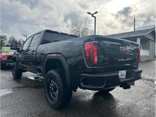 2022 GMC Sierra 2500 AT4