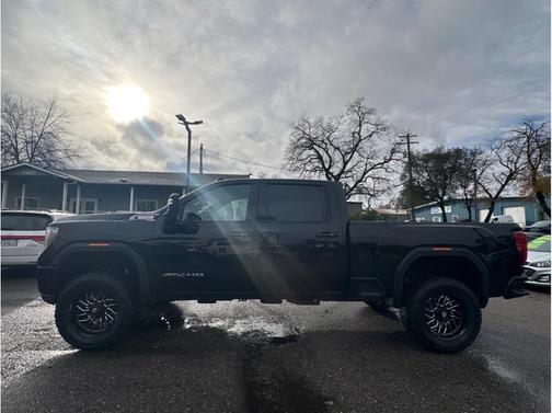2022 GMC Sierra 2500 AT4