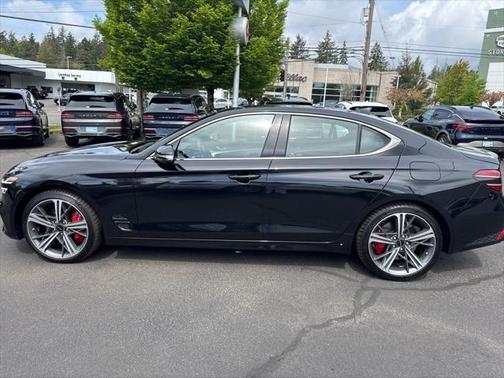 2025 Genesis G70 3.3T RWD Sport Advanced
