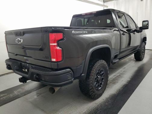 2025 Chevrolet Silverado 2500 4WD Crew Cab Standard Bed ZR2