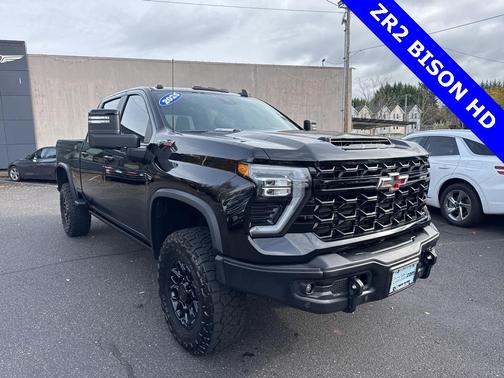 2025 Chevrolet Silverado 2500 4WD Crew Cab Standard Bed ZR2