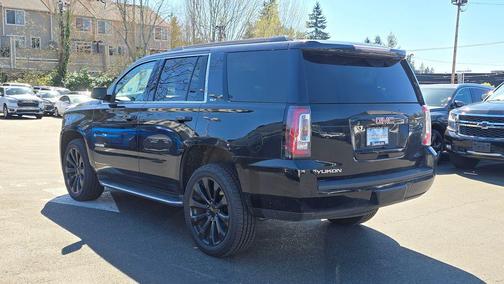 Onyx Black 2019 GMC Yukon SLT