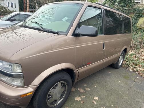 2001 Chevrolet Astro Base