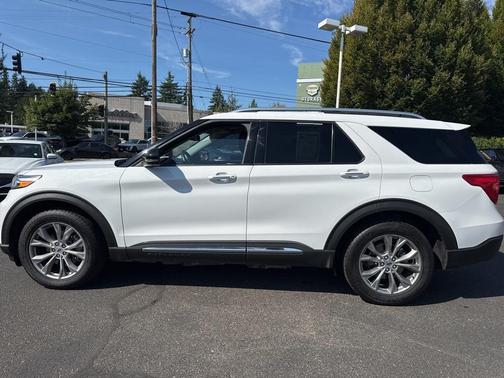 2022 Ford Explorer Limited
