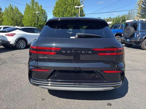 2026 Genesis Electrified GV70 Standard