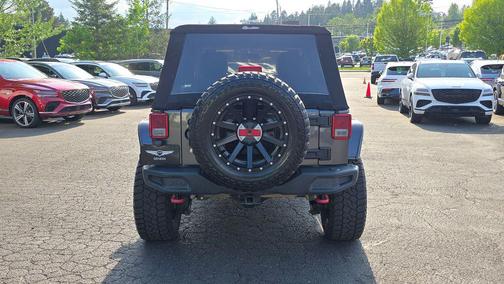 Granite Crystal Metallic Clearcoat 2017 Jeep Wrangler Unlimited Rubicon