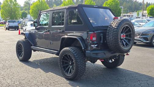Granite Crystal Metallic Clearcoat 2017 Jeep Wrangler Unlimited Rubicon