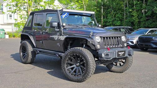 Granite Crystal Metallic Clearcoat 2017 Jeep Wrangler Unlimited Rubicon
