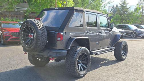 Granite Crystal Metallic Clearcoat 2017 Jeep Wrangler Unlimited Rubicon
