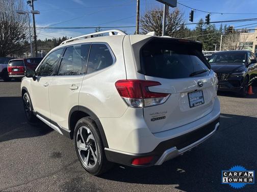 2023 Subaru Forester Touring
