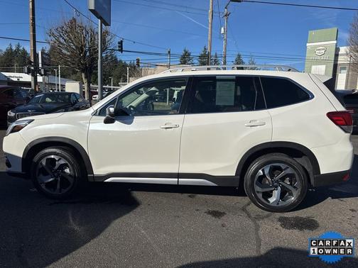 2023 Subaru Forester Touring