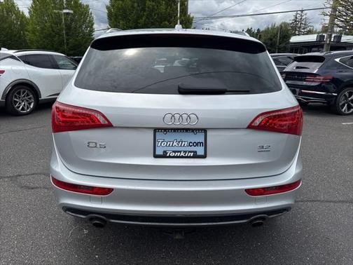 2011 Audi Q5 Premium Plus