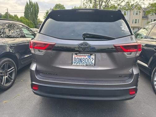 2019 Toyota Highlander SE